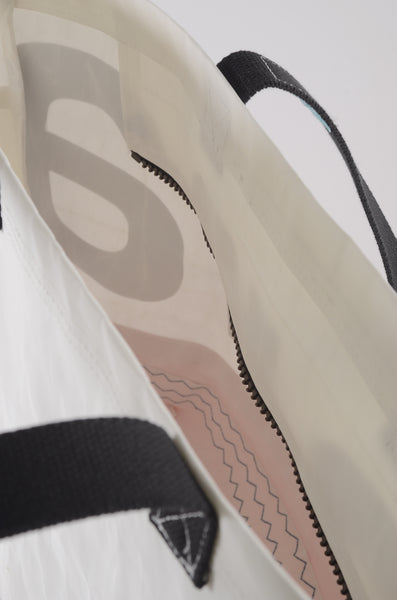 Beach Bag | Limited Edition | Large | 'Nanaimo Yacht Club' | Zipper